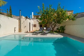 Incantevole casa accogliente e familiare con piscina, terrazza e giardino | Vista sul giardino | Sono ammessi animali domestici - Image 5