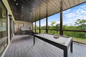 4BR Luxury Home, Hot Tub, Game Room, Walk to Pool & Grill - Image 4