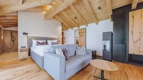 Encantadora casa ideal para familias con piscina, terraza y sauna | Vistas al lago | Ideal para trabajar remoto - Image 3