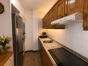 Holiday apartment with terrace, pool & garden | Sea view - Image 4