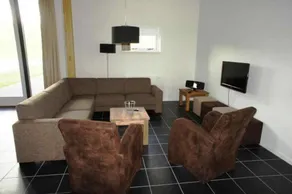 Spacious house with garden, barbecue & terrace - Image 3