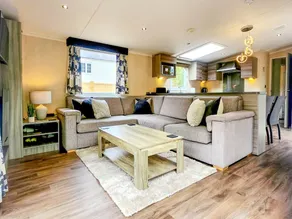 Child-friendly cottage | River view - Image 3