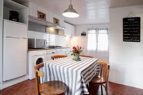 House with garden & barbeque | River view - Image 4