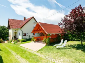 Ferienhaus mit Terrasse, Grill und Garten | Seeblick - Image 3
