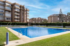Familienorientierte Ferienwohnung mit Pool und Garten | Bergblick | Nah am Strand - Image 2