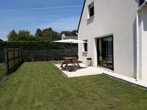 House with terrace & garden - Image 2