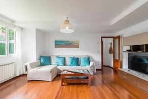 Apartment with garden | Garden view | Perfect for remote work - Image 3