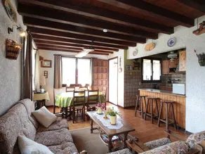 Cozy Chalet 6p, 2BR, Near Ski Lifts, Garage, South-West Terrace - Image 2