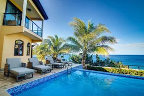 Breathtaking Oceanfront Luxe Villa in Tower Isle, Jacuzzi, Pool, Fully Staffed - Image 5