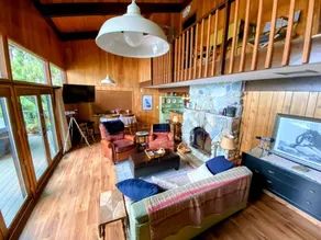 Dog Friendly Cabin on Lake Pend O'reille with Hot Tub and Lakefront Views, Perfect for a Family Retreat on the Lake - Image 3