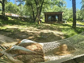 Chalet with BBQ, terrace & pool - Image 4