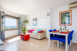 Apartment "Fábula" with Mediterranean Sea Views in S’Illot-Cala Morlanda - Image 2