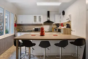 Casa con giardino, terrazza e idromassaggio | Vista sulla città - Image 5