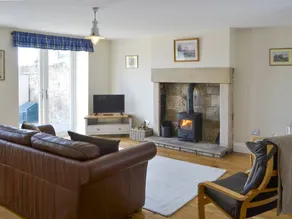 Cottage with garden | River view - Image 4