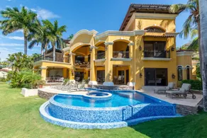 Fully equipped house with garden | Next to the beach - Image 5