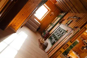 House with terrace, sauna & barbecue - Image 4