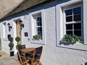 Family-friendly nice cottage with garden - Image 2
