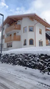 Child-friendly nice apartment with garden & terrace | Mountain view | Pets allowed - Image 2