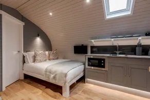 Family-friendly cottage with barbeque, sauna & pool | Close to the beach | Dogs allowed - Image 4