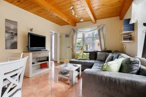 Holiday home with terrace, barbecue & garden | City view - Image 3