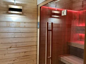 Fully equipped charming cottage with garden, jacuzzi & sauna - Image 3