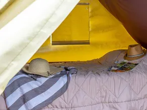 Tent with pool - Image 4