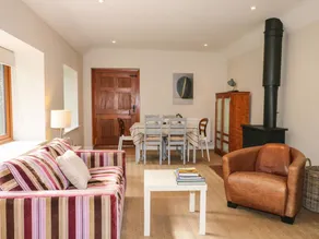 Cottage with garden - Image 5