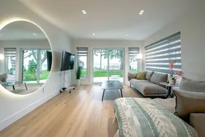 Cute Modern Style Beach Close Cottage in Leamington, Ontario - Image 3