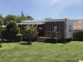 Pleasant mobile home with sauna, barbecue & terrace | Dogs allowed - Image 3