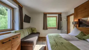 Flat with garden, sauna & terrace - Image 5