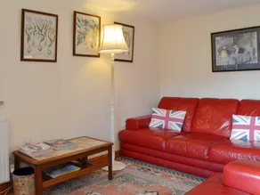 Child-friendly nice cottage with garden | Dogs allowed - Image 3