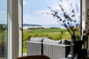 Fully equipped charming holiday home with terrace, sauna & barbeque | Sea view - Image 4