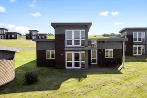 Holiday home with sauna, terrace & barbecue | Sea view - Image 2
