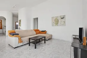 Vacation Apartment 'Villa Gabriela' with Sea View, Private Terrace and Wi-Fi - Image 4