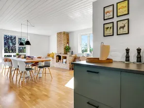 Holiday home with barbeque - Image 4