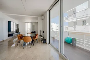 Appartement | Vue ville | Parfait pour le travail à distance - Image 3