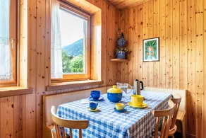 Flat with barbeque & garden | Garden view - Image 4