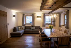 Apartamento con jardín y terraza | Vistas al jardín - Image 2