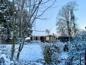 Holiday home with barbecue, terrace & garden | Perfect for remote work - Image 3