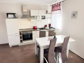 Family-friendly pleasant apartment with terrace & garden | Beach nearby | Pets are welcome - Image 4