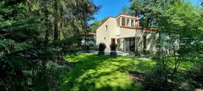Family-oriented house with sauna, terrace & garden - Image 2