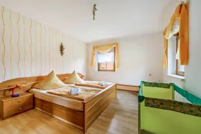 Children-friendly nice house with garden & pool | Mountain view - Image 5