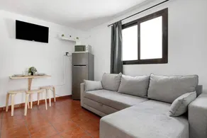 Ferienwohnung La Ratona Jr mit Meerblick, privater Terrasse und WLAN - Image 4