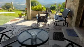 Charmant cottage entièrement équipé avec jardin, barbecue et terrasse | Vue jardin | Avec animaux bienvenus - Image 2