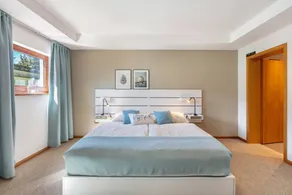 Haus Galerie – Unique Three-Story Vacation Apartment by the Stream with Terrace, 2 Baths & Gallery - Image 5