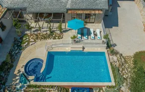 Villa mit Garten, Terrasse und Whirlpool | Ideal für Homeoffice - Image 4
