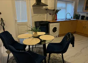 Lovely holiday home with 3 rooms for 7 persons - Image 2