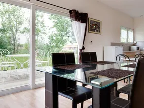 House with terrace, BBQ & heated pool - Image 4