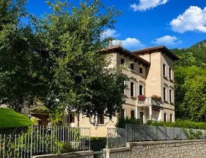 Fully equipped letting with barbecue, garden & terrace | Panoramic view | Dogs allowed - Image 3