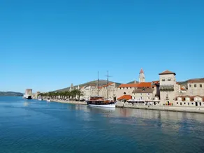 Sea-View Apartments with Pool, Terrace, and Outdoor Lounge in Scenic Čiovo Island - Comfort One Bedroom Apartment - Image 3
